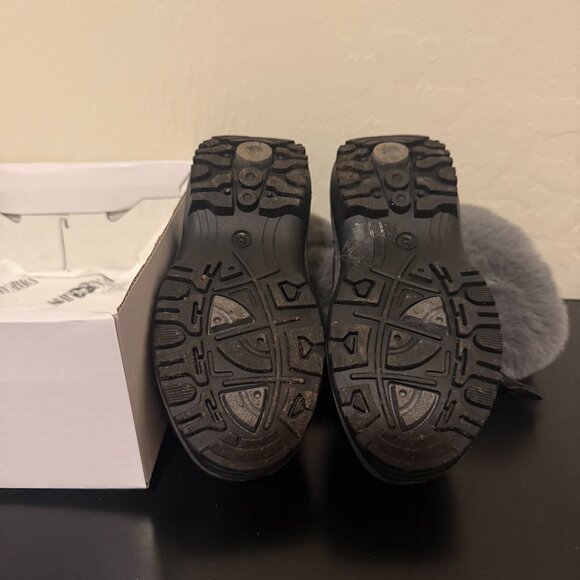 Dream Pairs Toddler Snow Boot - Size 8 - Picture 6 of 6